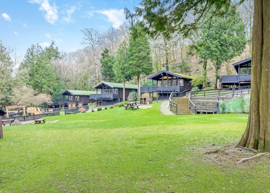  brockwood hall lodges in cumbria