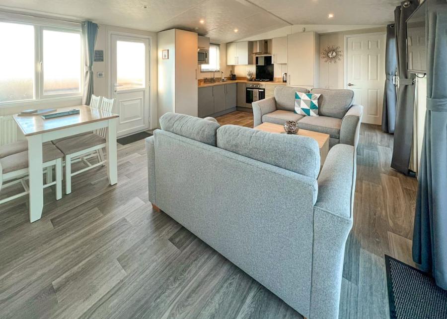 lodge interior at caistor lakes lodges 