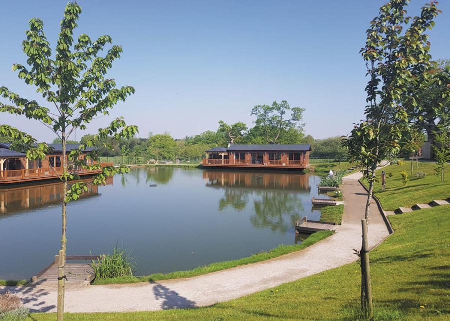luxury lodges at caistor lakes lodges in caistor, lincolnshire