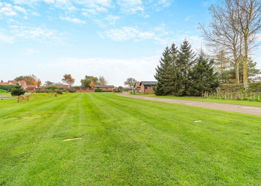 park setting at camper uk leisure park in lincolnshire