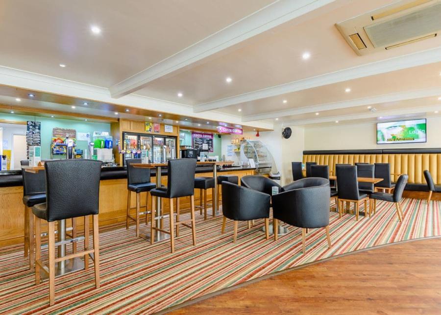bar at coastfields holiday village