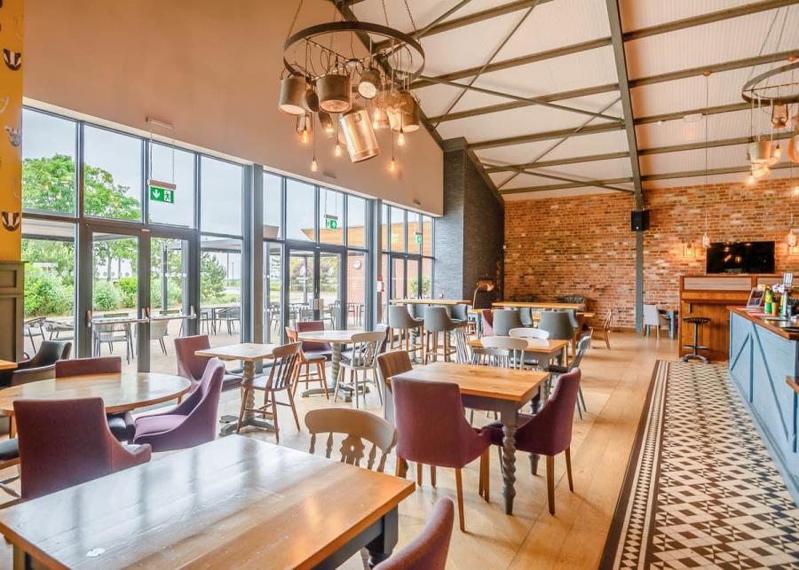 bar and restaurant at grange leisure park 