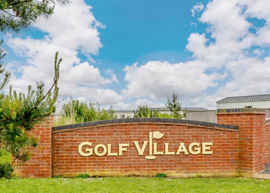 golf at grange leisure park