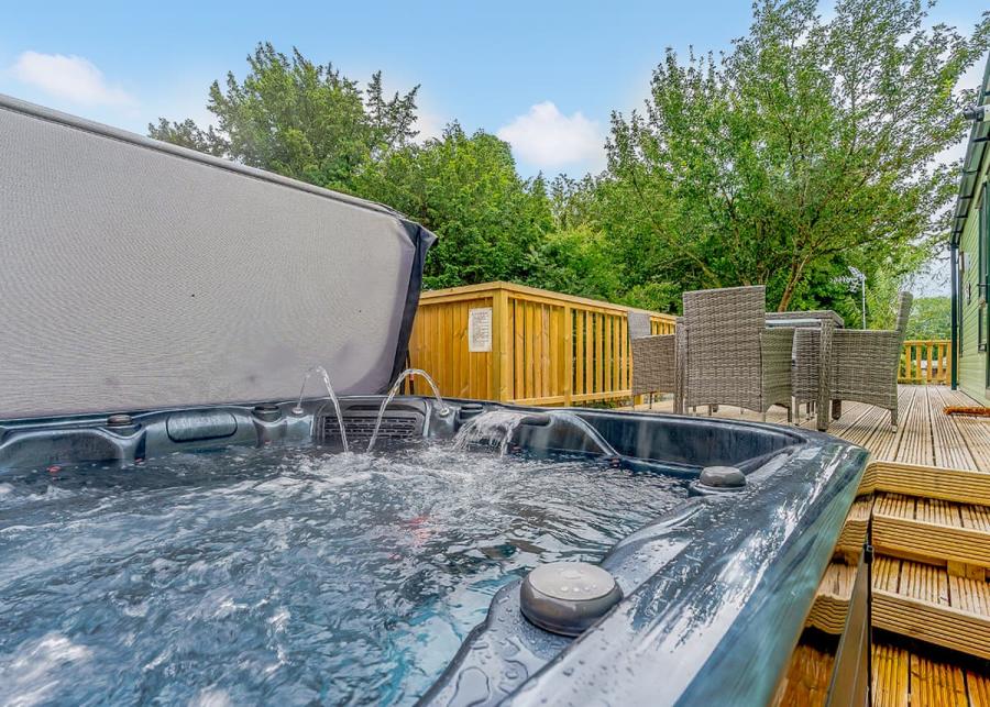 hot tub breaks at herdwick croft holiday park