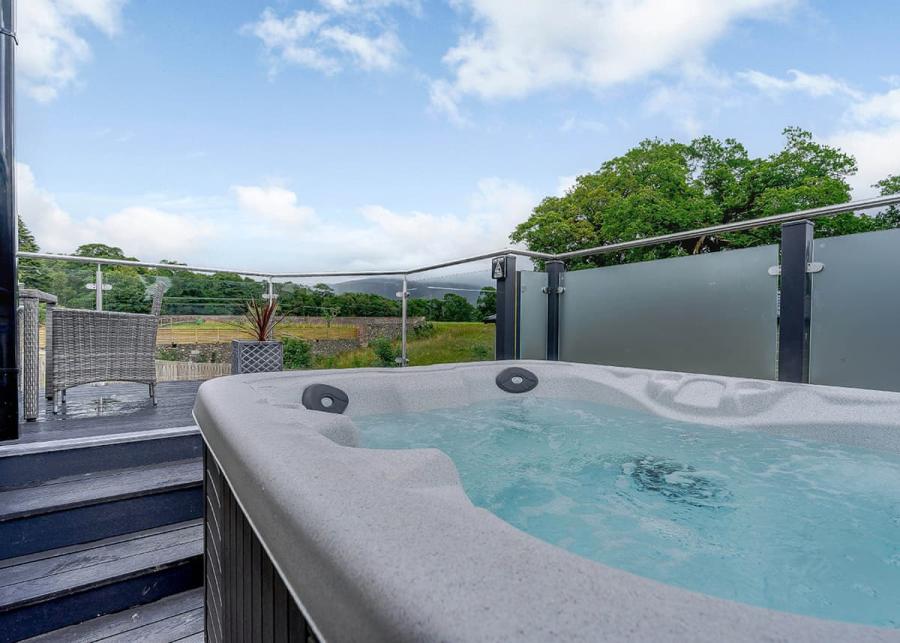 hot tub stays at herdwick croft holiday park in the lake district near Keswick