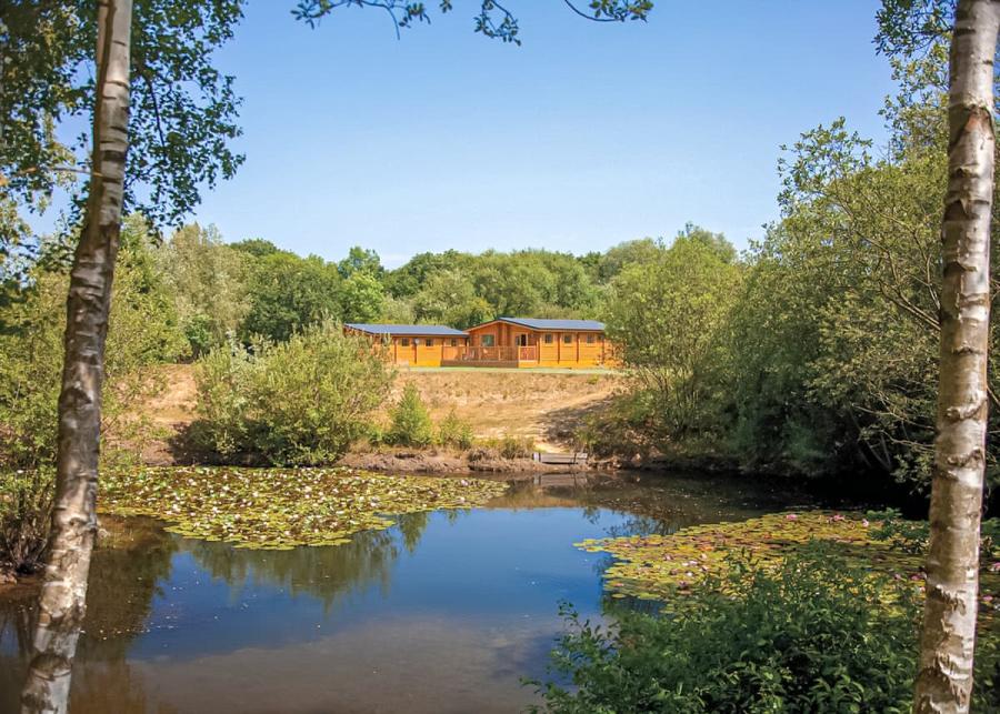 langmere lakes lodges in norfolk