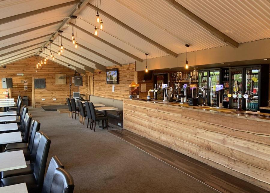 bar at merryfield and sandfield holiday park