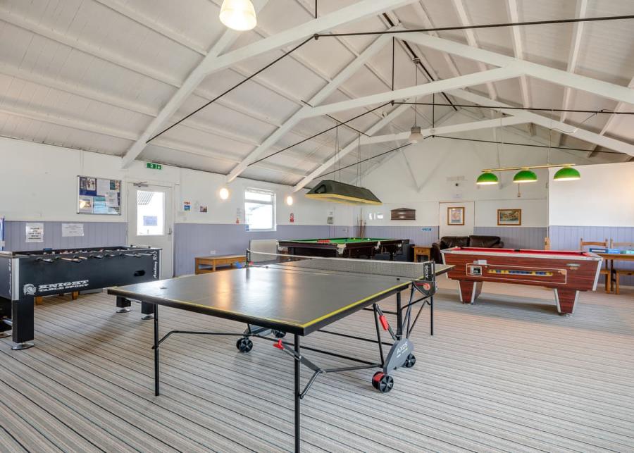 ping pong at mundesley holiday village
