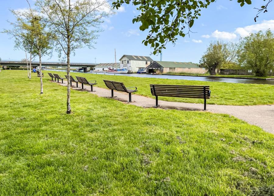 park setting at norfolk broads country park in potter heigham