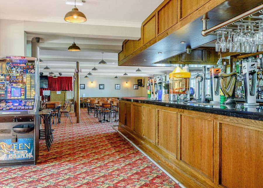 bar at north shore holiday park