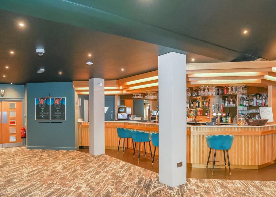 bar at park hall resort and spa 