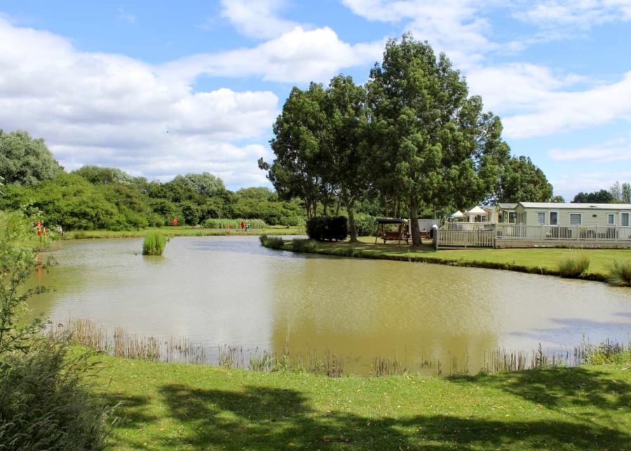 caravan holidays at pine trees leisure park in skegness 