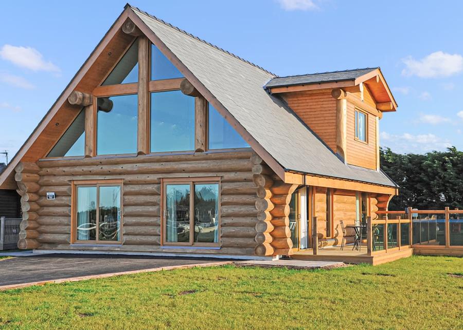 modern lodge holidays at at ream holiday park 