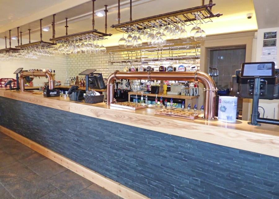 bar at seven lakes country park 