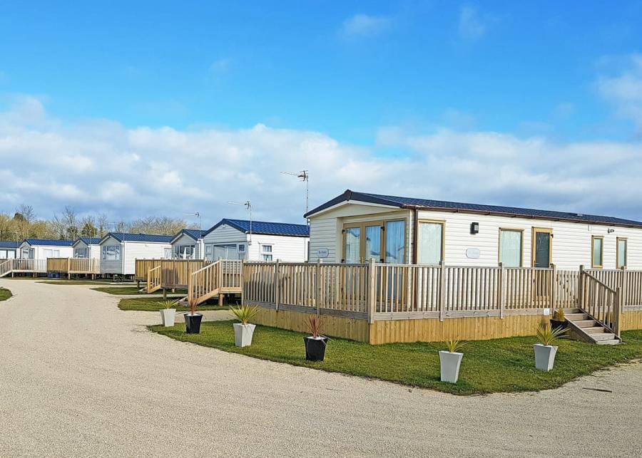 seven lakes country park in lincolnshire