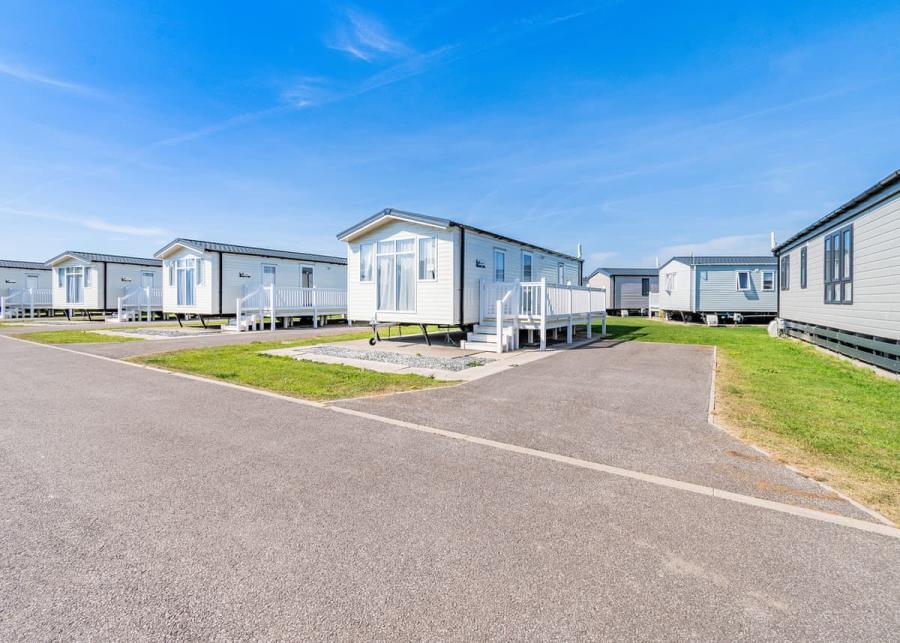 caravan breaks at skegness fields holiday park