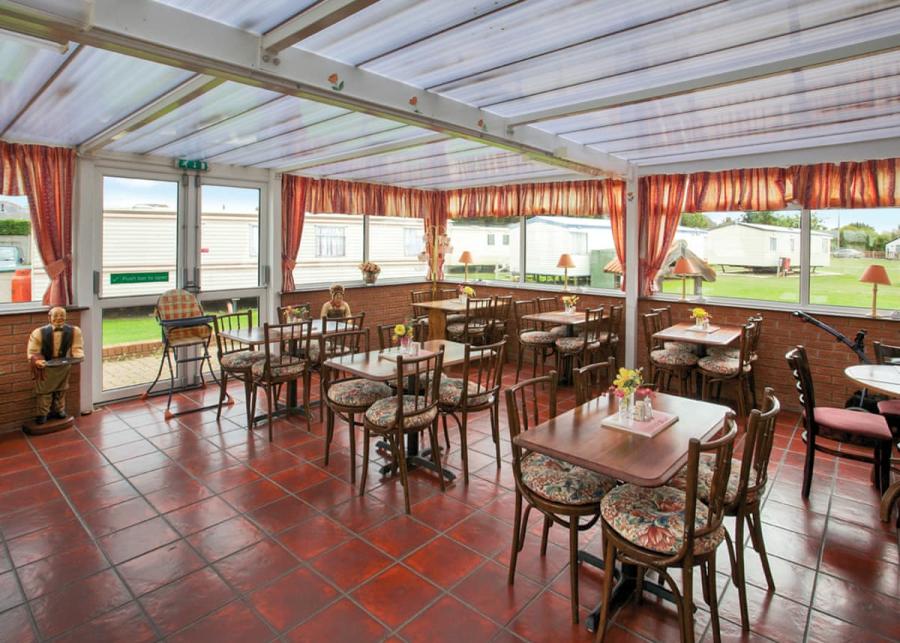 restaurant at towervans caravan park skegness