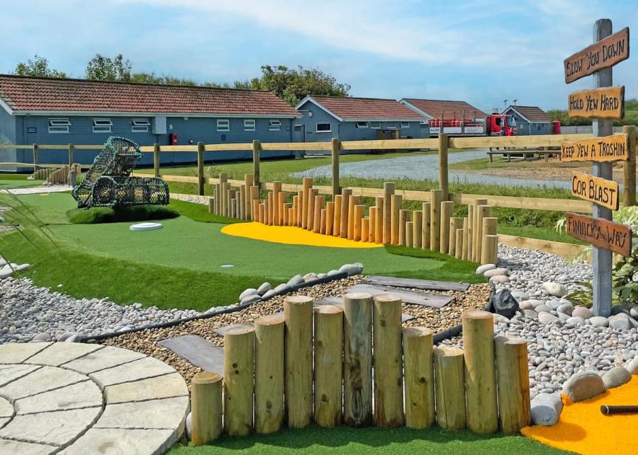 crazy golf at waxham sands holiday park 