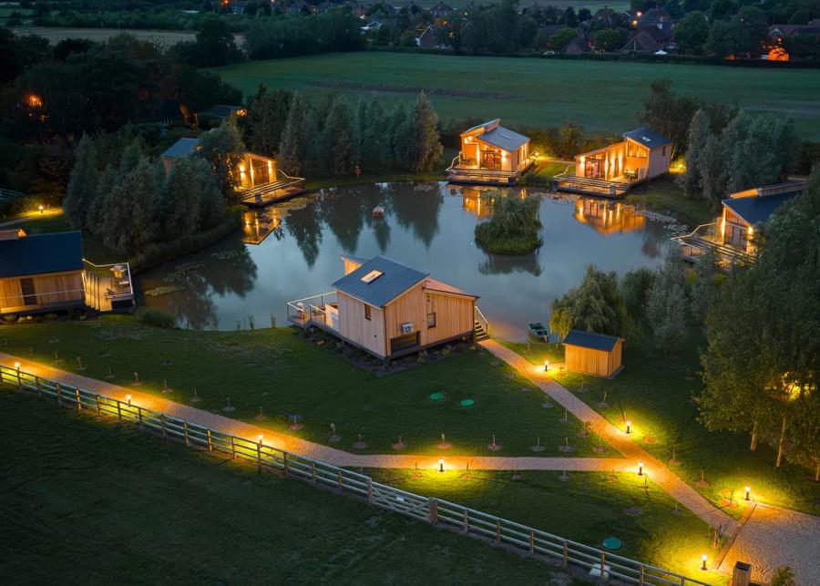 woad mill lakeside lodges in boston