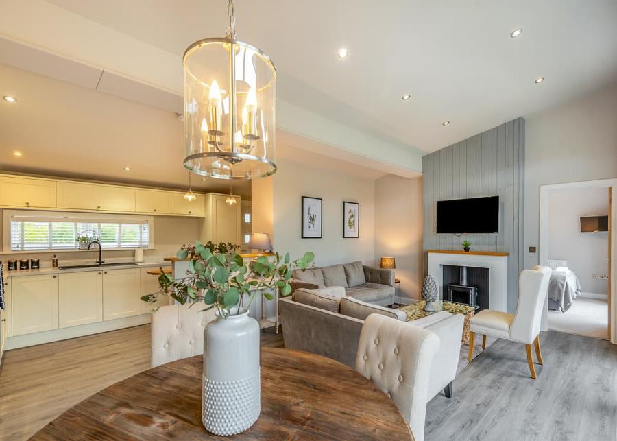 modern lodge at woodhall country park lodges 