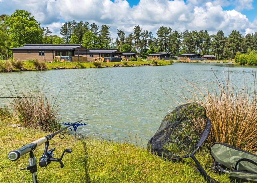 fishing lake at woodhall country park lodges in lincolnshire