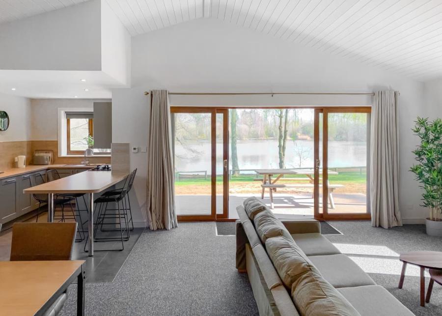 woodland waters country park in ancaster