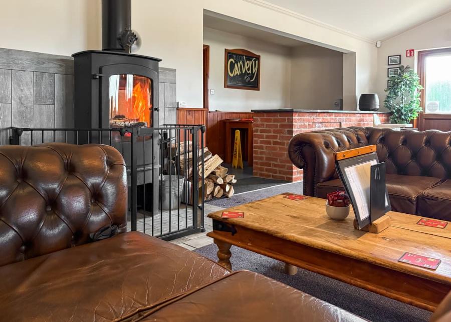 luxury lodges at woodland waters country park in ancaster