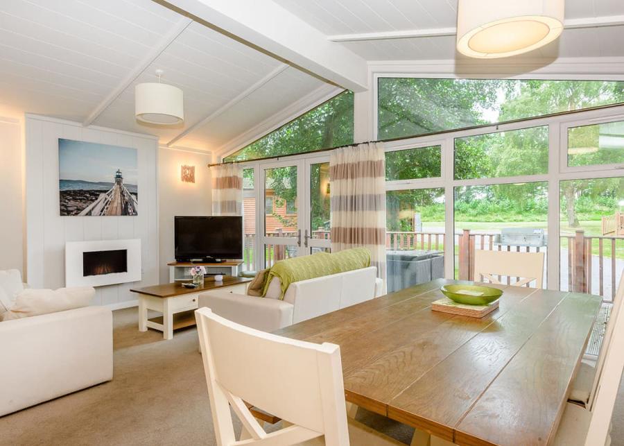 contempory lodge breaks at alder country park in north walsham