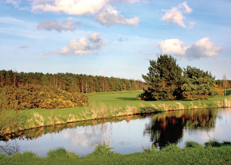 lakes at fairway lakes lodges near fritton 