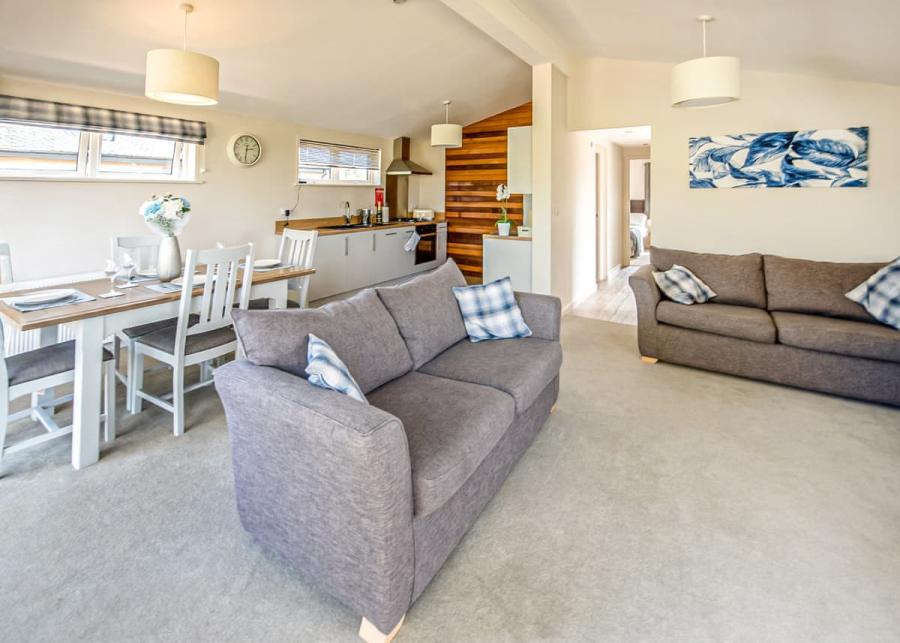 open plan living in a lodge at hawthorn glen lodges