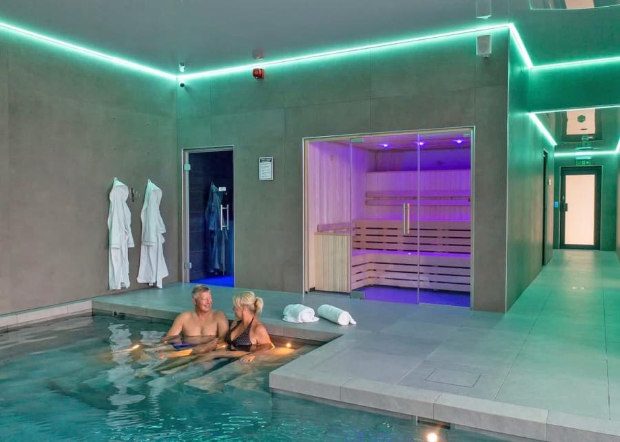 pool at heathergate boutique holiday park 