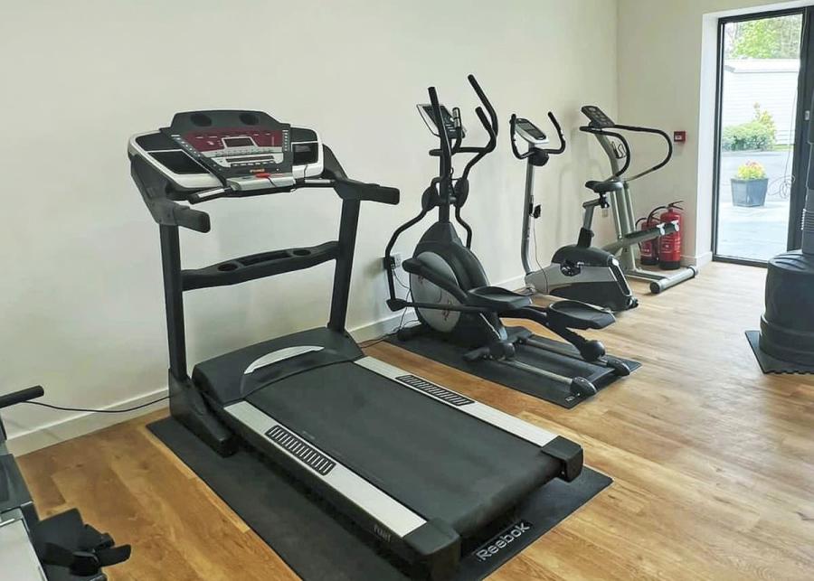 gym at heathergate boutique holiday park 