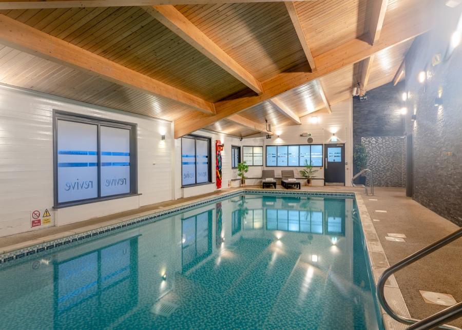 indoor pool at kielder waterside holiday park 