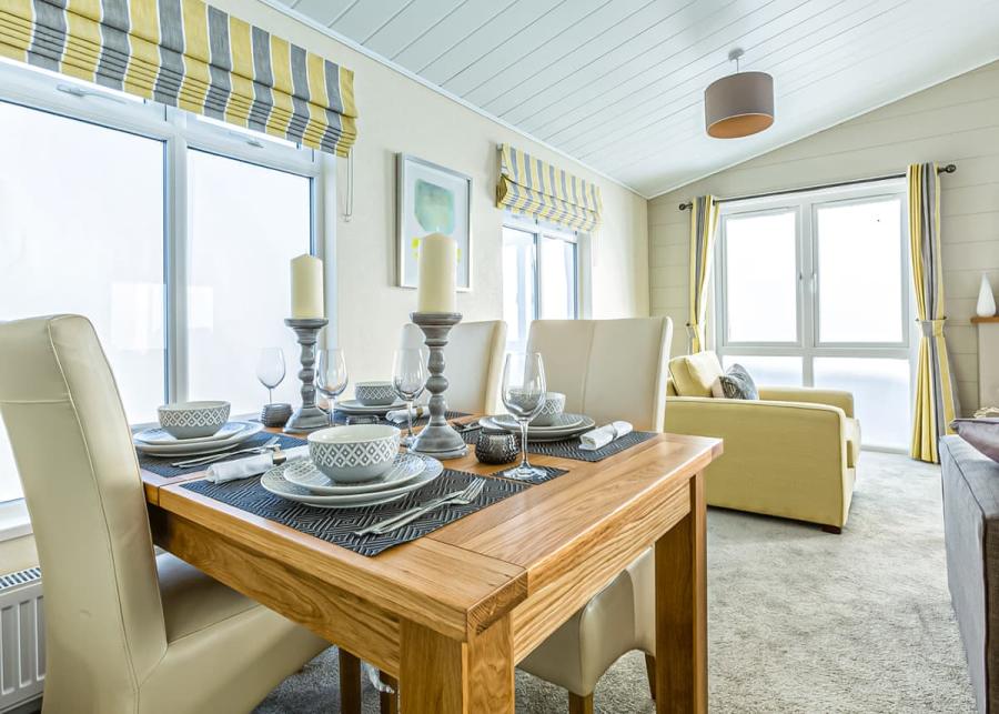 lodge holidays at king's lynn holiday park 