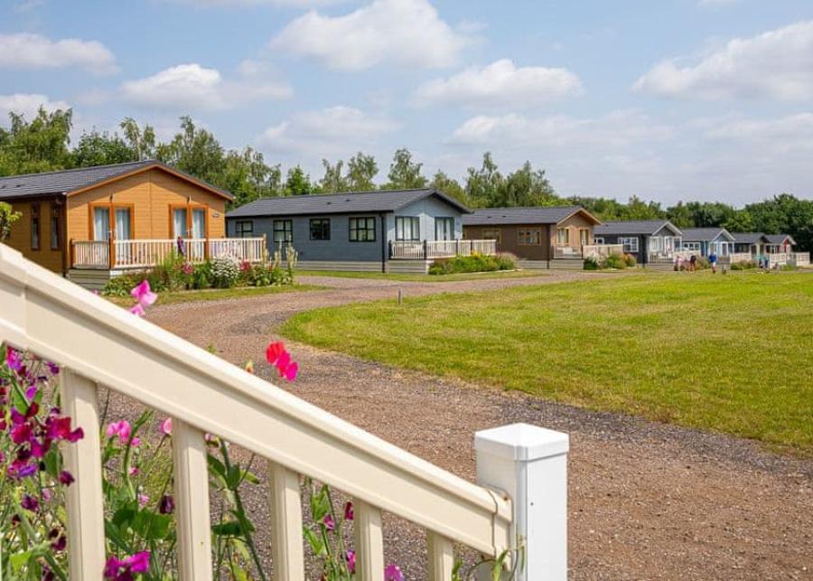 otters mead boutique lodges 