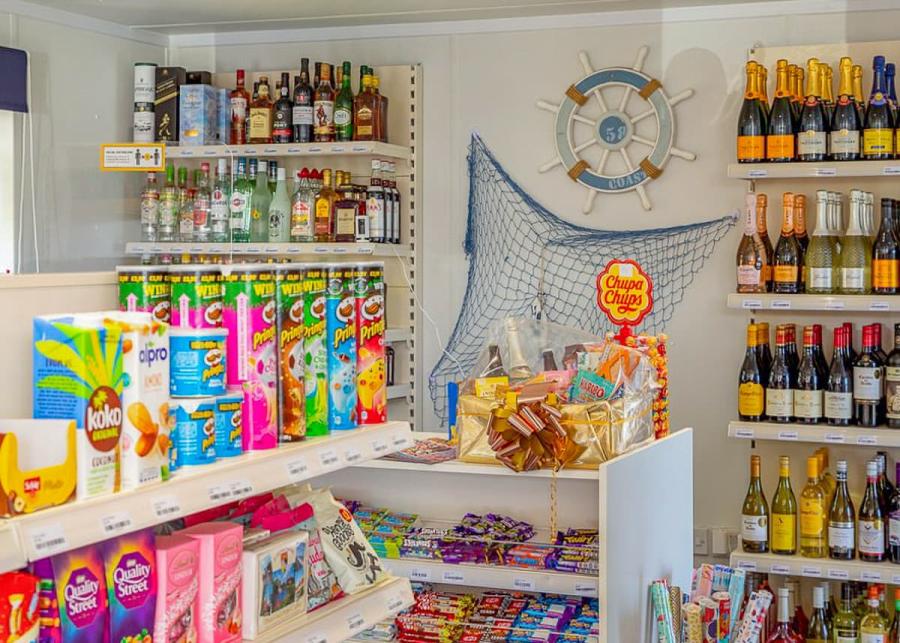 shop at otters mead boutique lodges