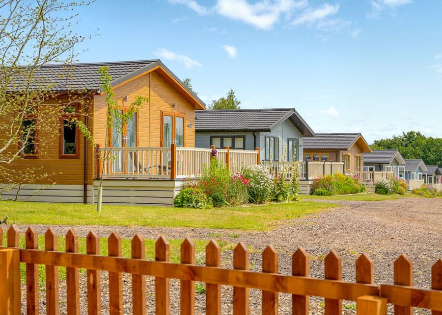 luxury lodge break at otters mead boutique lodges
