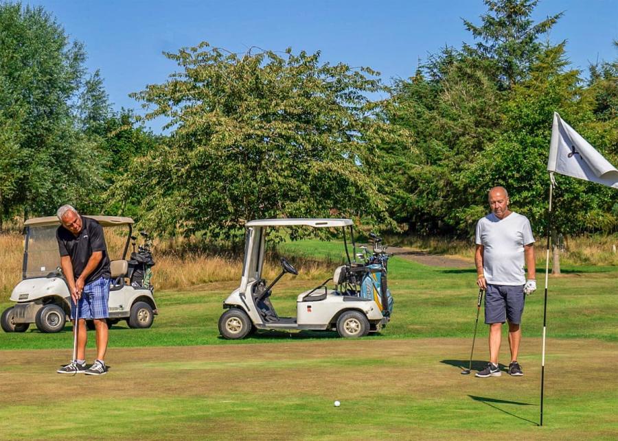 golf breaks at percy wood country park