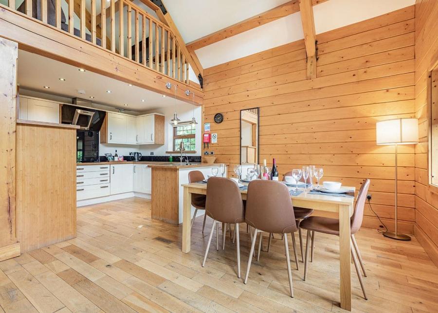 redbrick woodland lodges 
