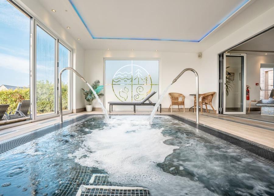 indoor pool at windmill retreat and spa in somerset