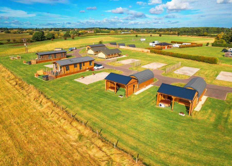 lodges at bowbrook lodges in pershore