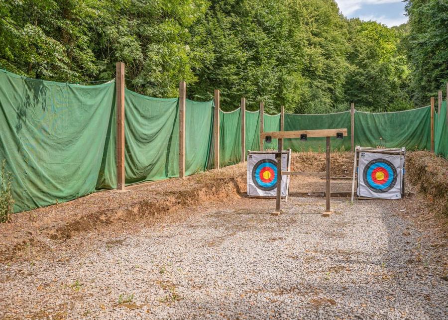 archery at cheddar woods resort and spa