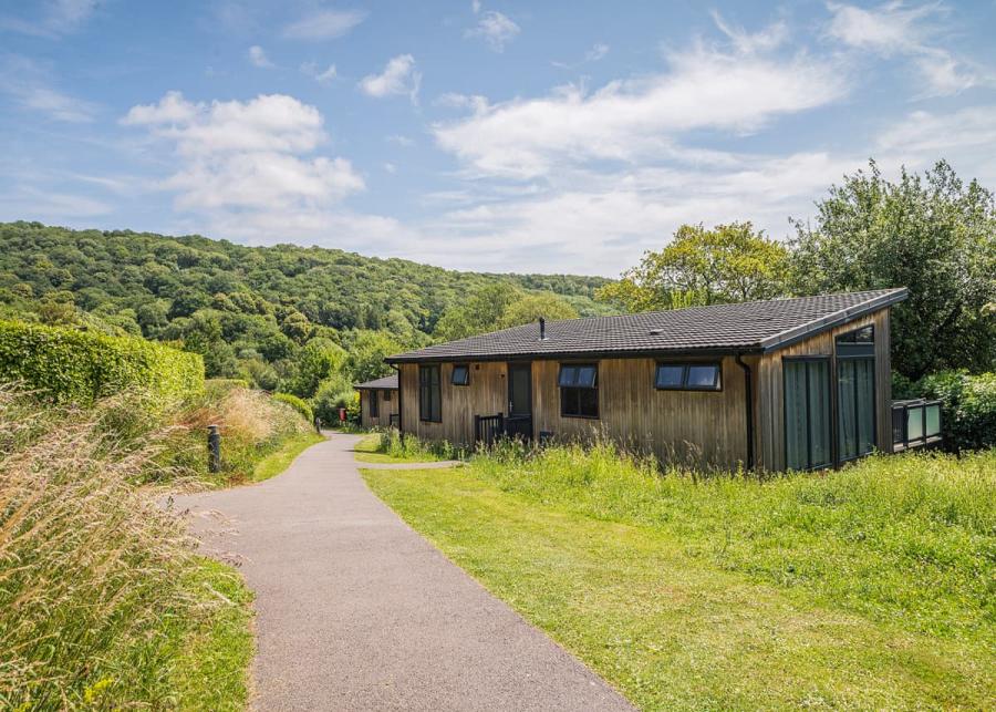 lodge breaks at cheddar woods resort and spa in cheddar