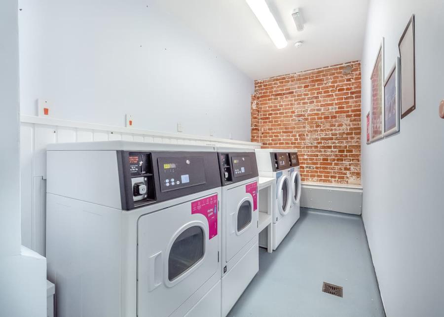 launderette at cliff house holiday park 