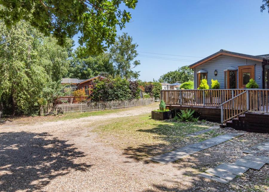 lodge at cliff house holiday park near dunwich