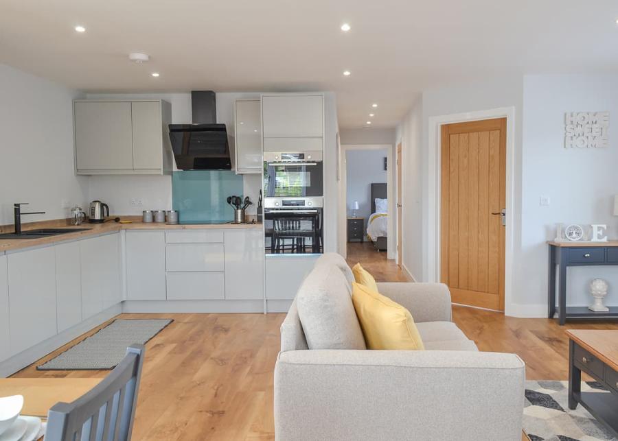 lodge kitchen at cotswold gateway escape in worcestershire