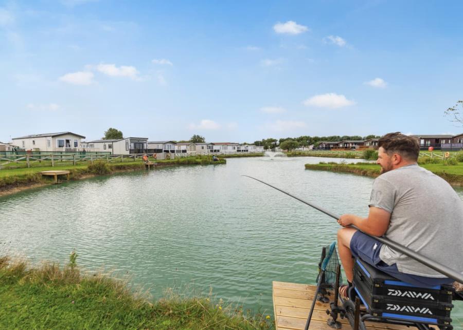 fishing at cowden holiday park near hull