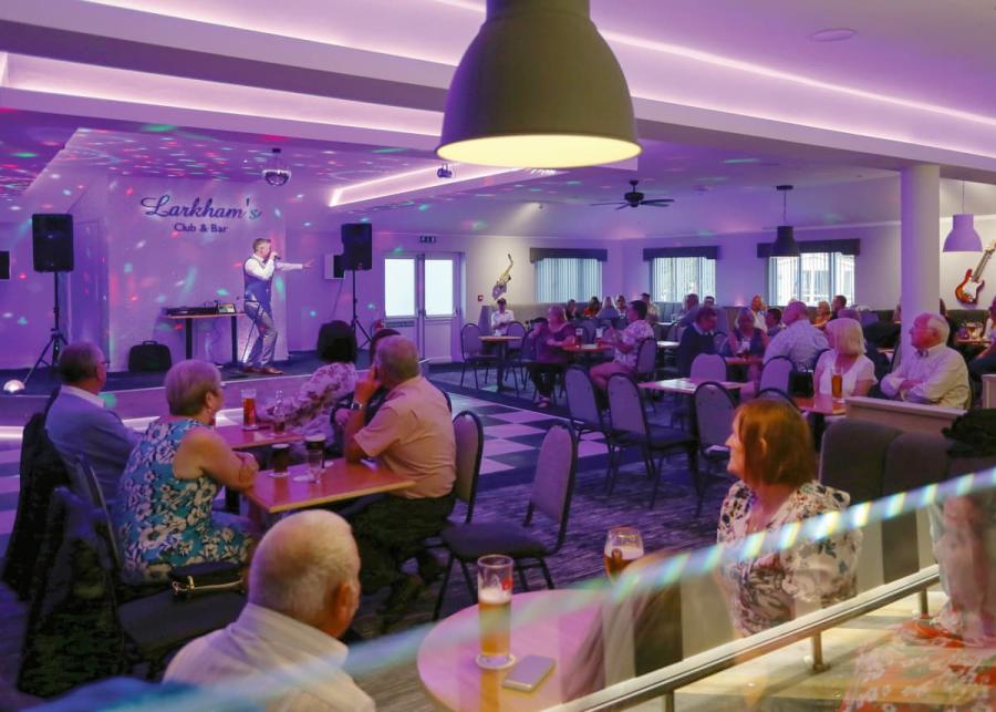 entertainement at cowden holiday park 