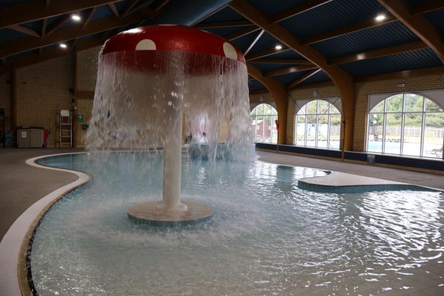 indoor swimming pool at hoburne park in dorset