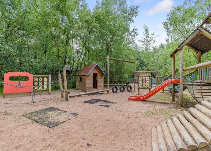 childrens play park at quarry walk lodges near cheadle